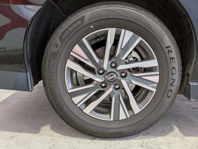 日産 セレナ ２．０ ハイウェイスターＶ ４ＷＤ R5年 (東北) 99