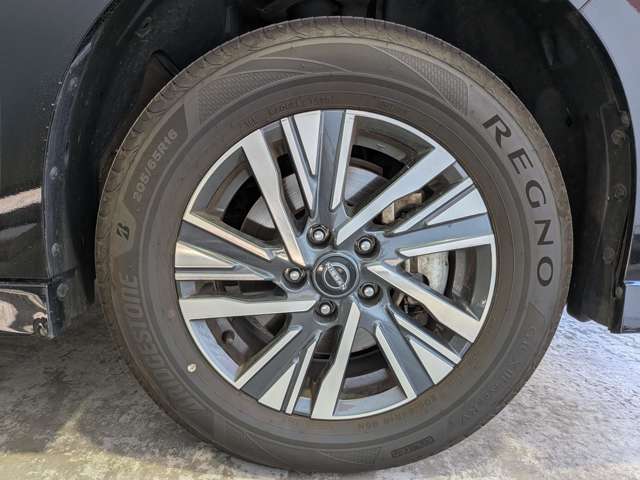 日産 セレナ ２．０ ハイウェイスターＶ ４ＷＤ R5年 (東北) 99