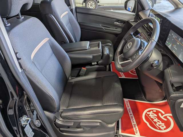 日産 セレナ ２．０ ハイウェイスターＶ ４ＷＤ R5年 (東北) 99