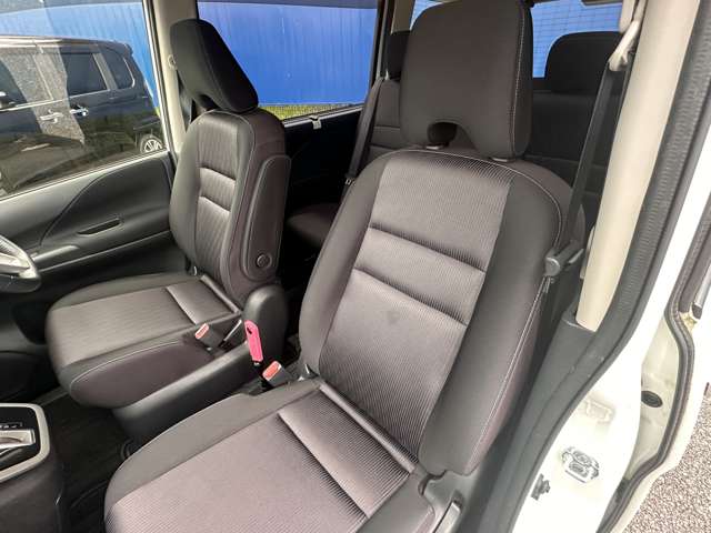 日産 セレナ ２．０ ハイウェイスター Ｖセレクション H30年 (関東) 99