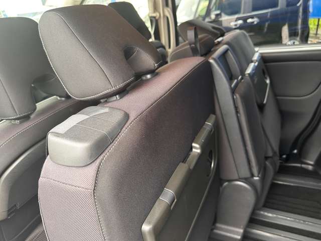 日産 セレナ ２．０ ハイウェイスター Ｖセレクション H30年 (関東) 99