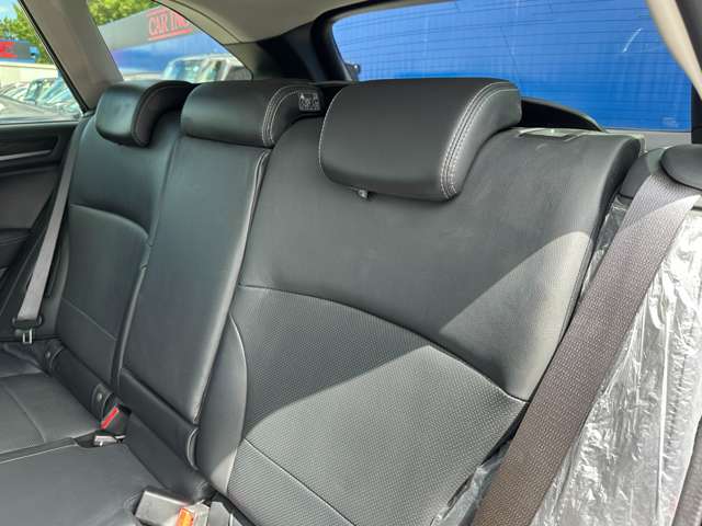 スバル レガシィアウトバック ２．５ リミテッド ４ＷＤ H30年 (関東) 99