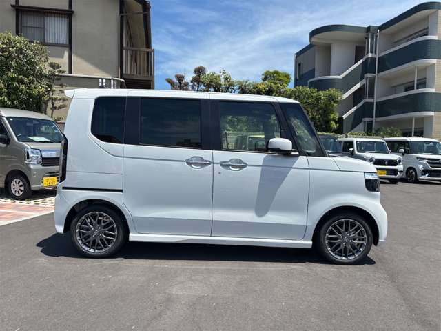 ホンダ Ｎ　ＢＯＸ カスタム ６６０ ターボ R8年 (九州・沖縄) 99