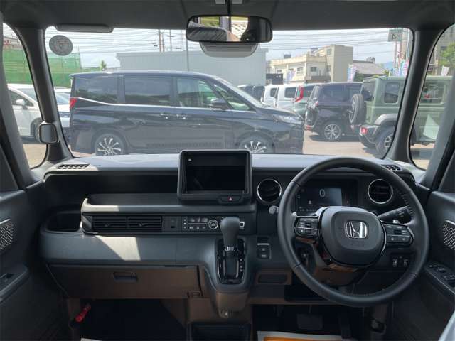 ホンダ Ｎ　ＢＯＸ カスタム ６６０ ターボ R8年 (九州・沖縄) 99