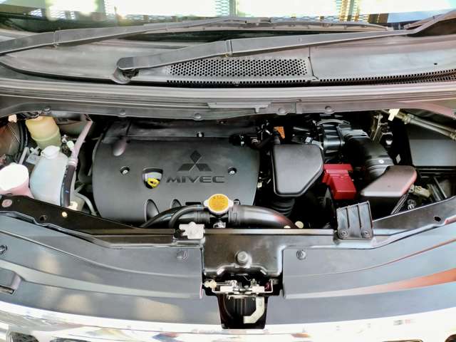 三菱 デリカ　Ｄ：５ ２．４ Ｇ パワーパッケージ ４ＷＤ H22年 (関東) 99