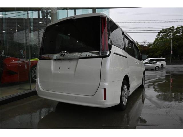 トヨタ ノア ２．０ Ｘ R3年 (九州・沖縄) 99