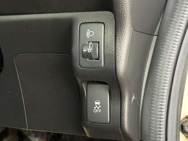 ホンダ Ｎ　ＢＯＸ ６６０ Ｇ ＳＳパッケージ H25年 (近畿) 99