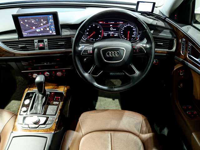 アウディ Ａ６ ２．０ ＴＦＳＩ クワトロ ４ＷＤ H27年 (関東) 99