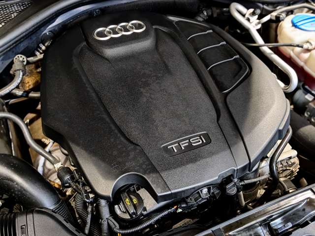 アウディ Ａ６ ２．０ ＴＦＳＩ クワトロ ４ＷＤ H27年 (関東) 99
