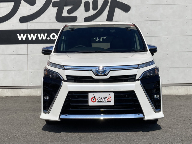 トヨタ ヴォクシー １．８ ハイブリッド ＺＳ 煌ＩＩＩ R3年 () 99