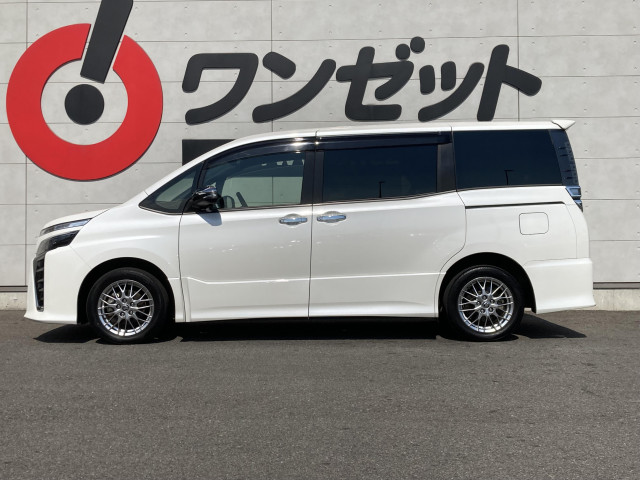 トヨタ ヴォクシー １．８ ハイブリッド ＺＳ 煌ＩＩＩ R3年 () 99