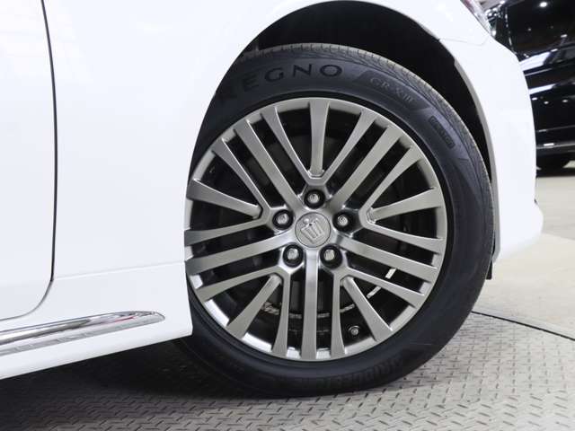 トヨタ クラウンマジェスタ　ハイブリッド ３．５ Ｆバージョン H26年 (関東) 99