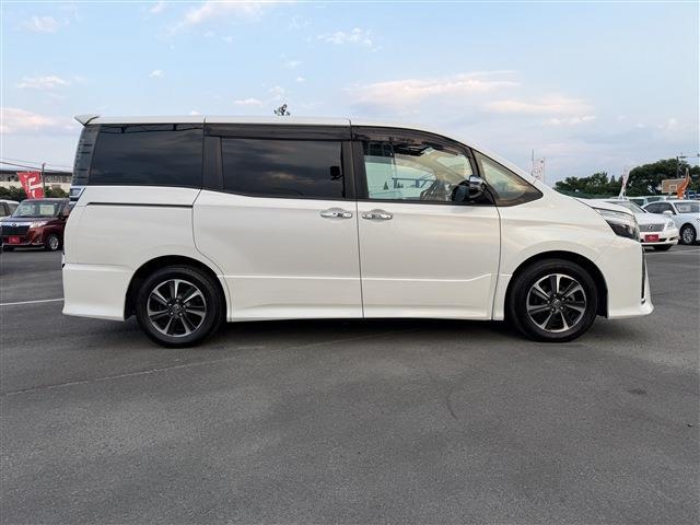 トヨタ ヴォクシー ２．０ ＺＳ 煌 H30年 (九州・沖縄) 99