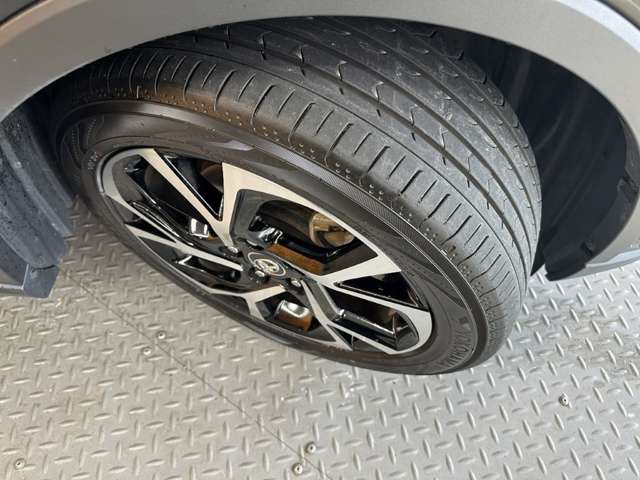 トヨタ Ｃ−ＨＲ ハイブリッド １．８ Ｇ H29年 (甲信越・北陸) 99