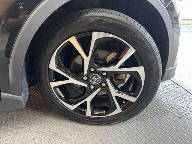 トヨタ Ｃ−ＨＲ ハイブリッド １．８ Ｇ H29年 (甲信越・北陸) 99