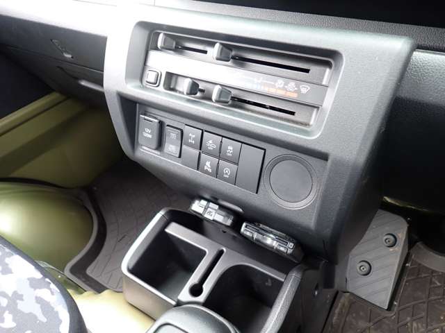 ダイハツ ハイゼットトラック ６６０ スタンダード 農用スペシャル ３方開 ４ＷＤ R8年 (関東) 99