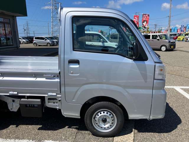 ダイハツ ハイゼットトラック ６６０ スタンダード ３方開 ４ＷＤ R8年 () 99
