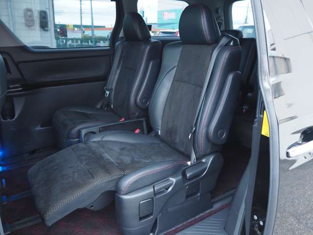 トヨタ ヴェルファイア ２．４ Ｚ ゴールデンアイズＩＩ H26年 (甲信越・北陸) 99