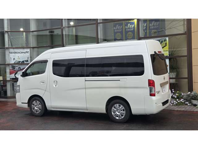 日産 ＮＶ３５０キャラバン　ワゴン ２．５ ＧＸ スーパーロングボディ ハイルーフ 低床 R1年 (関東) 99
