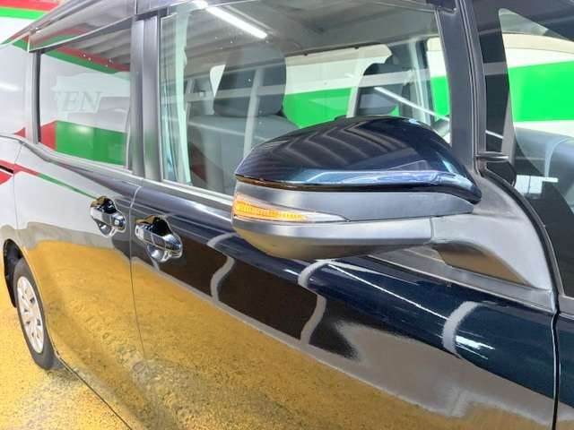 トヨタ ヴォクシー ２．０ Ｘ H28年 (関東) 99