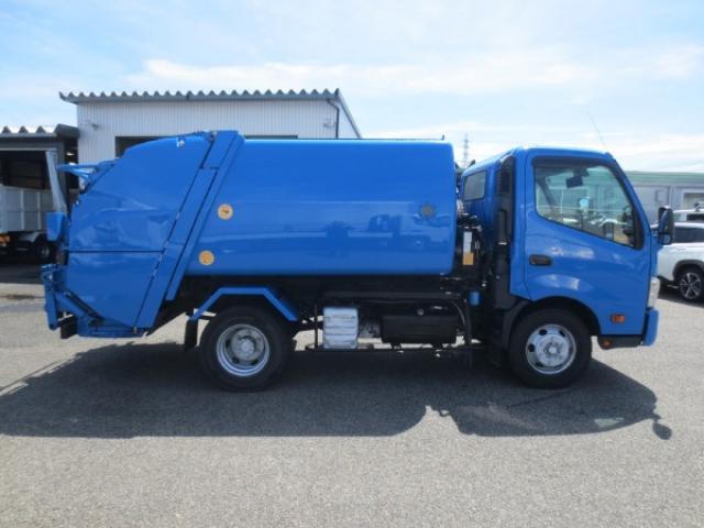 日野自動車 デュトロ ４Ｔ R3年 () 99
