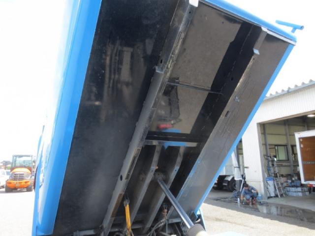 日野自動車 デュトロ ４Ｔ R3年 () 99