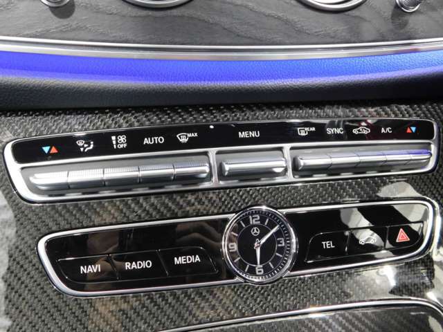 メルセデスベンツ Ｅクラスワゴン Ｅ２２０Ｄ アバンギャルド ＡＭＧライン ディーゼルターボ R1年 (近畿) 99