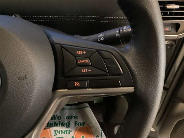 日産 セレナ ２．０ ハイウェイスター ＶセレクションＩＩ R1年 (近畿) 99