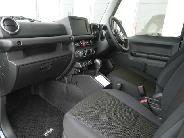 スズキ ジムニー　ノマド １．５ ＦＣ ４ＷＤ R8年 (近畿) 99