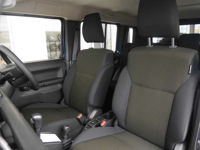 スズキ ジムニー　ノマド １．５ ＦＣ ４ＷＤ R8年 (近畿) 99