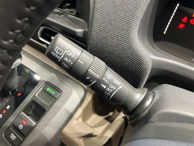 ホンダ フリード １．５ エアー ＥＸ R8年 (近畿) 99