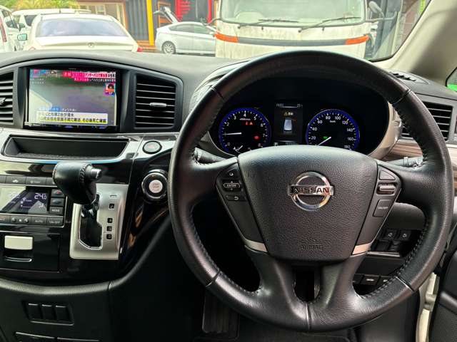 日産 エルグランド ２．５ ２５０ハイウェイスターＳ ４ＷＤ H30年 (近畿) 99