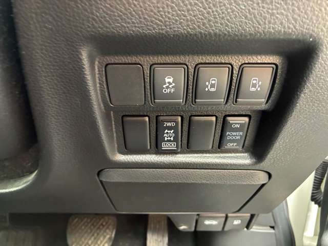 日産 エルグランド ２．５ ２５０ハイウェイスターＳ ４ＷＤ H30年 (近畿) 99