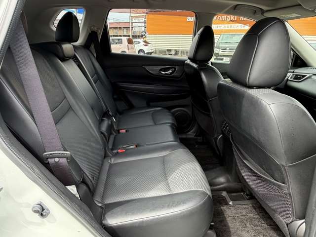 日産 エクストレイル ２．０ ２０Ｘ エマージェンシーブレーキパッケージ ３列車 ４ＷＤ H26年 (東海) 99