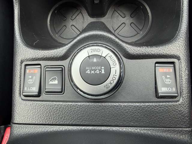 日産 エクストレイル ２．０ ２０Ｘ エマージェンシーブレーキパッケージ ３列車 ４ＷＤ H26年 (東海) 99