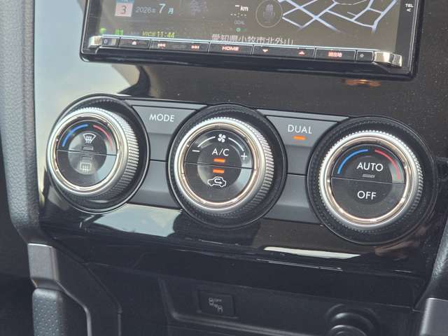 スバル フォレスター ２．０ Ｓ リミテッド ４ＷＤ H28年 (東海) 99