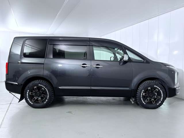 三菱 デリカ　Ｄ：５ ２．２ Ｐ ディーゼルターボ ４ＷＤ R6年 (関東) 99
