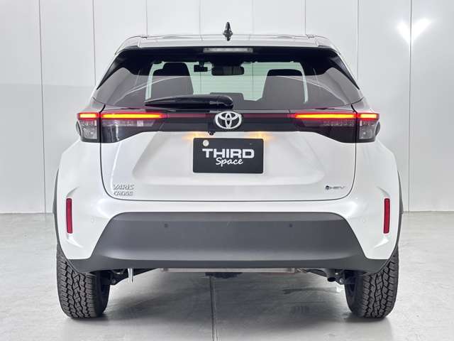 トヨタ ヤリスクロス　ハイブリッド １．５ ハイブリッド Ｚ Ｅ－ＦＯＵＲ ４ＷＤ R7年 (関東) 99