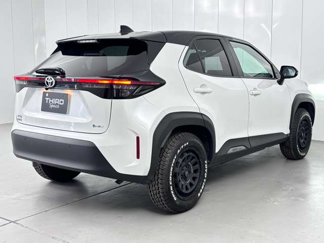 トヨタ ヤリスクロス　ハイブリッド １．５ ハイブリッド Ｚ Ｅ－ＦＯＵＲ ４ＷＤ R7年 (関東) 99