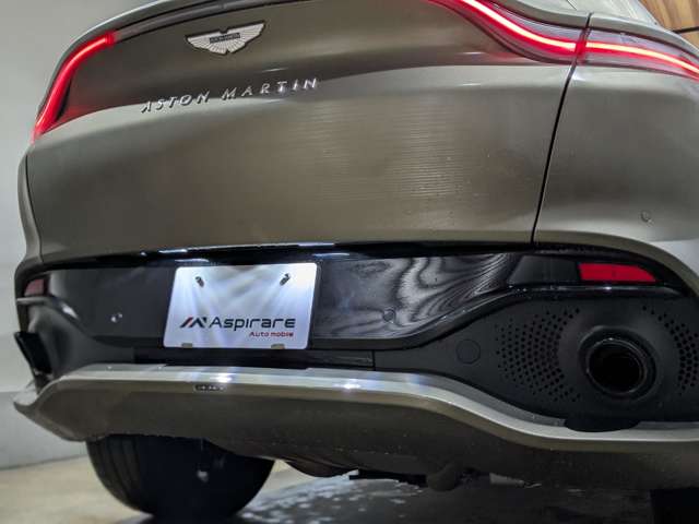 アストンマーティン ＤＢＸ ４．０ ４ＷＤ R3年 () 99