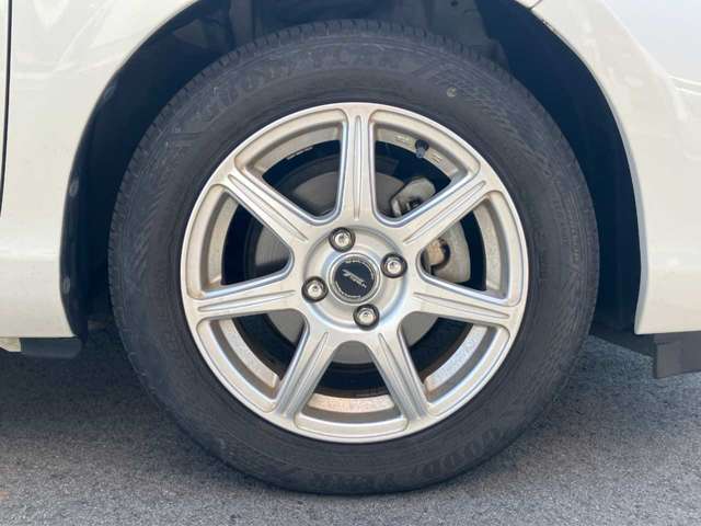 トヨタ アクア １．５ Ｇ H25年 (四国) 99