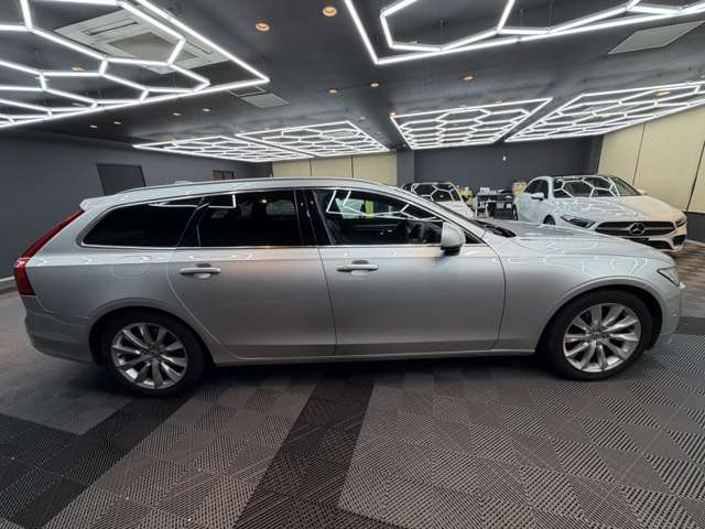 ボルボ Ｖ９０ Ｔ５　モメンタム H30年 (関東) 99
