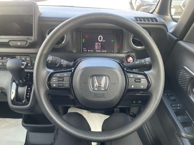 ホンダ Ｎ　ＢＯＸ カスタム ６６０ ４ＷＤ R8年 (近畿) 99