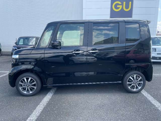 ホンダ Ｎ　ＢＯＸ カスタム ６６０ ４ＷＤ R8年 (近畿) 99