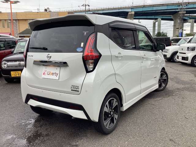 日産 デイズ ６６０ ハイウェイスターＧターボ プロパイロット エディション R3年 (近畿) 99
