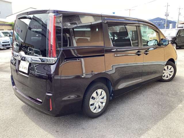 トヨタ ノア ２．０ Ｘ R3年 (近畿) 99