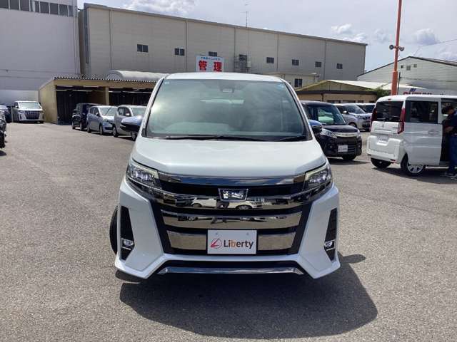 トヨタ ノア ２．０ ＳＩ ＷＸＢＩＩＩ R3年 (近畿) 99