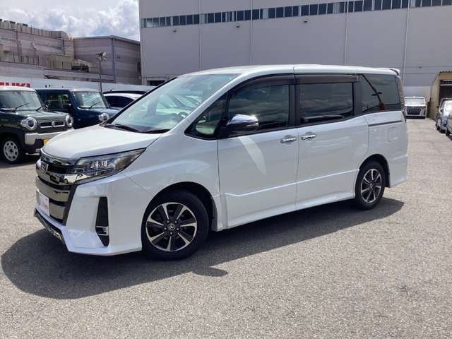 トヨタ ノア ２．０ ＳＩ ＷＸＢＩＩＩ R3年 (近畿) 99
