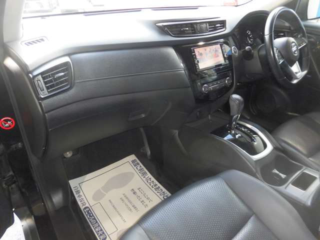 日産 エクストレイル ２．０ ２０Ｘ ３列車 H29年 (東海) 99