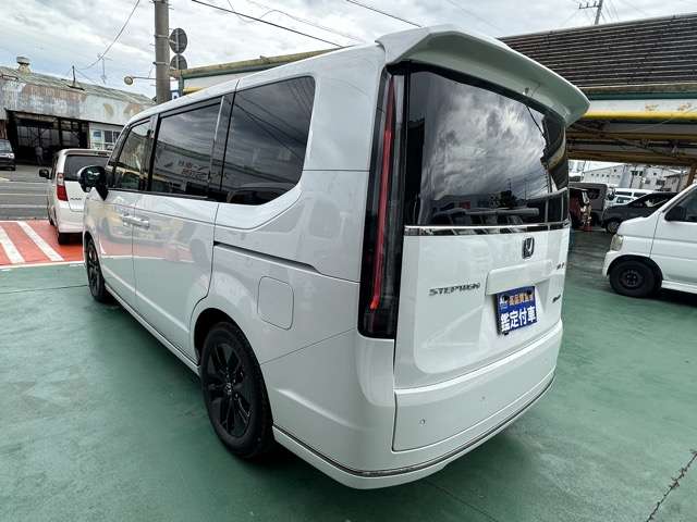 ホンダ ステップワゴン　ハイブリッド ２．０ Ｅ：ＨＥＶ スパーダ R8年 (東海) 99